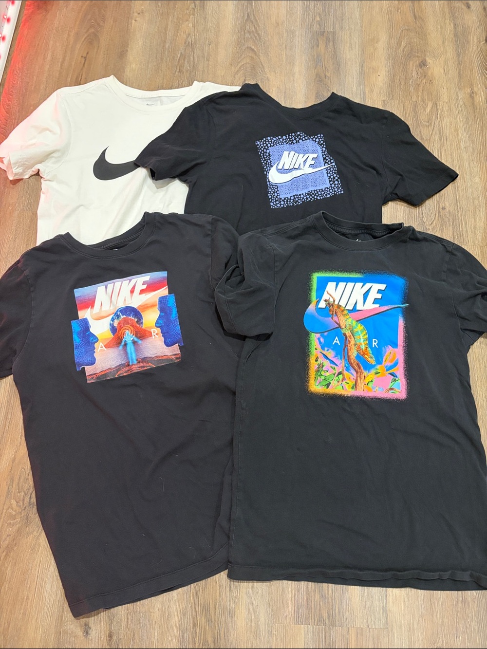 Pre-owned Nike T-shirt Bundle 4 tees